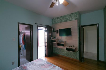 Casa para alugar com 360m², 4 quartos e 3 vagas Casa para alugar com 360m², 4 quartos e 3 vagasQuarto 2