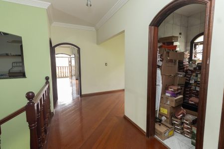 Casa à venda com 204m², 3 quartos e 4 vagasHall