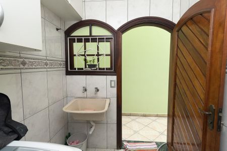 Casa à venda com 204m², 3 quartos e 4 vagasÁrea de Serviço