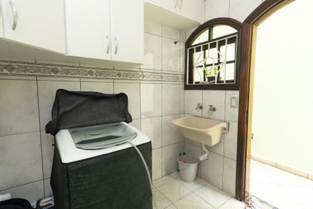 Casa à venda com 204m², 3 quartos e 4 vagasÁrea de Serviço