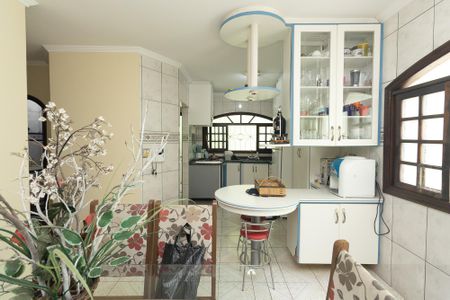 Casa à venda com 204m², 3 quartos e 4 vagasCozinha