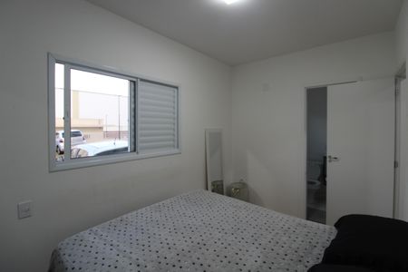 Apartamento para alugar com 77m², 2 quartos e 1 vagaSuíte 