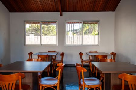 Apartamento à venda com 58m², 2 quartos e sem vagaÁrea comum