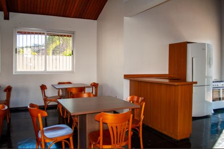 Apartamento à venda com 58m², 2 quartos e sem vagaÁrea comum