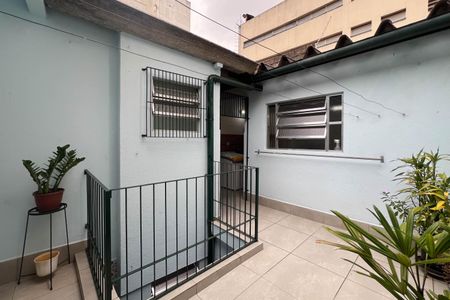 Casa à venda com 150m², 2 quartos e sem vagaQuintal