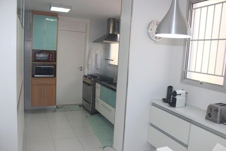 Apartamento à venda com 160m², 3 quartos e 2 vagas