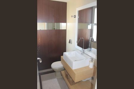 Apartamento à venda com 160m², 3 quartos e 2 vagas