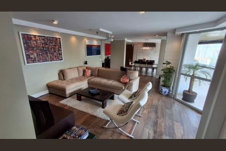 Apartamento à venda com 160m², 3 quartos e 2 vagas