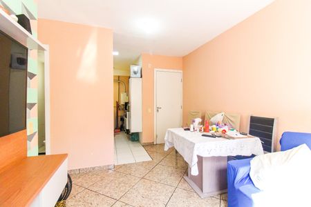 Apartamento para alugar com 42m², 2 quartos e sem vaga Apartamento para alugar com 42m², 2 quartos e sem vagaSala