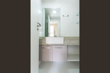 Apartamento à venda com 79m², 3 quartos e 1 vagaBanheiro