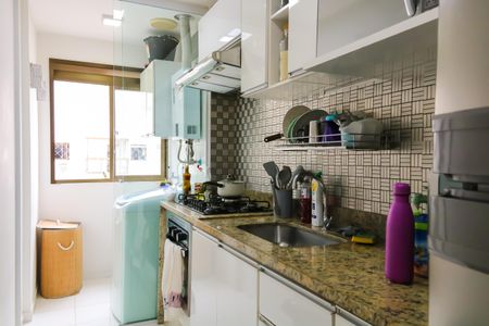 Apartamento à venda com 56m², 2 quartos e 1 vaga Apartamento à venda com 56m², 2 quartos e 1 vagaCozinha