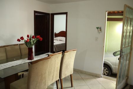 Casa à venda com 130m², 3 quartos e 2 vagasCozinha