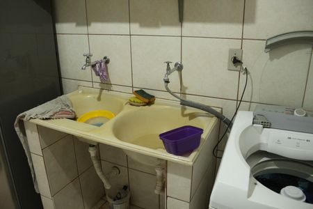 Casa à venda com 130m², 3 quartos e 2 vagasÁrea de Serviço