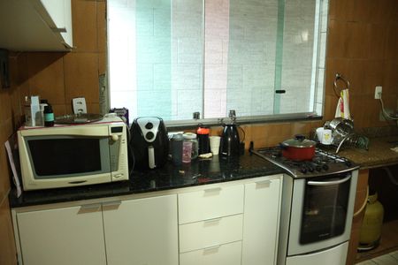 Casa à venda com 130m², 3 quartos e 2 vagasCozinha