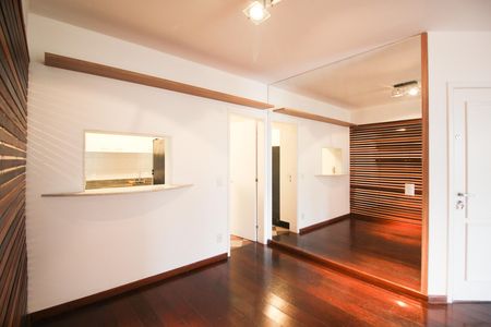 Apartamento para alugar com 87m², 2 quartos e 2 vagasSala