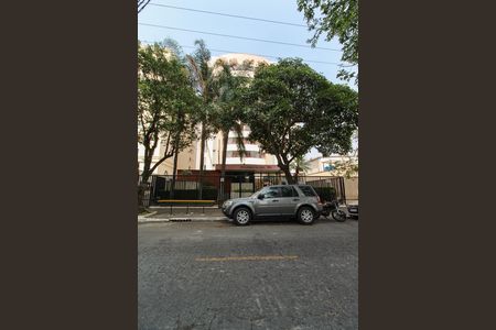 Apartamento para alugar com 87m², 2 quartos e 2 vagasFachada