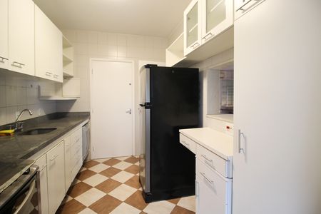 Apartamento para alugar com 87m², 2 quartos e 2 vagasCozinha