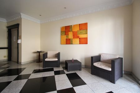 Apartamento para alugar com 87m², 2 quartos e 2 vagasHall