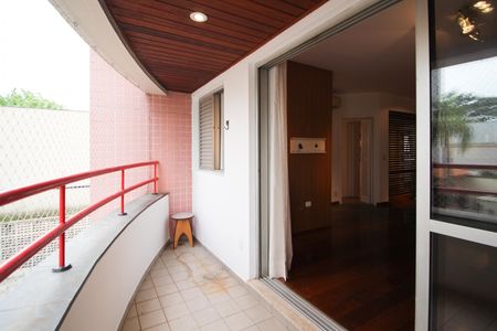 Apartamento para alugar com 87m², 2 quartos e 2 vagasVaranda