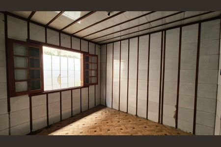 Casa à venda com 108m², 3 quartos e 3 vagasQuarto 2