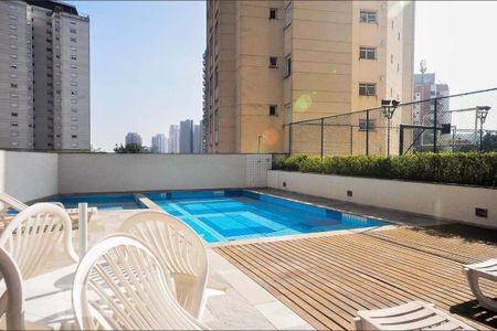 Apartamento à venda com 77m², 2 quartos e 2 vagasÁrea comum - Piscina