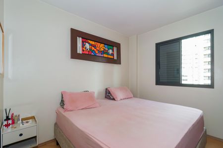 Apartamento à venda com 77m², 2 quartos e 2 vagasSuíte