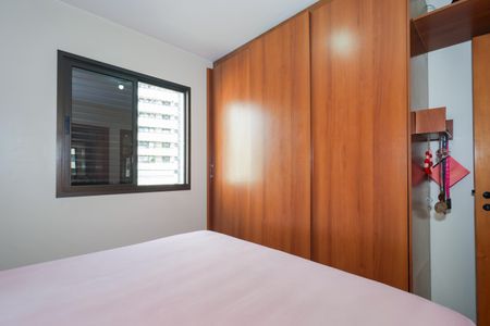 Apartamento à venda com 77m², 2 quartos e 2 vagasSuíte