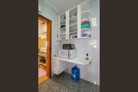 Apartamento à venda com 77m², 2 quartos e 2 vagasCozinha