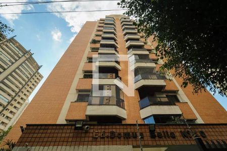 Apartamento à venda com 77m², 2 quartos e 2 vagasFachada
