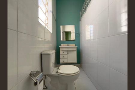 Apartamento à venda com 141m², 3 quartos e sem vaga Apartamento à venda com 141m², 3 quartos e sem vagaBanheiro da Suíte