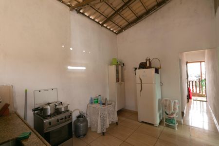 Casa à venda com 200m², 5 quartos e sem vaga Casa à venda com 200m², 5 quartos e sem vagaCozinha