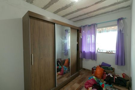 Casa à venda com 200m², 5 quartos e sem vaga Casa à venda com 200m², 5 quartos e sem vagaQuarto 3