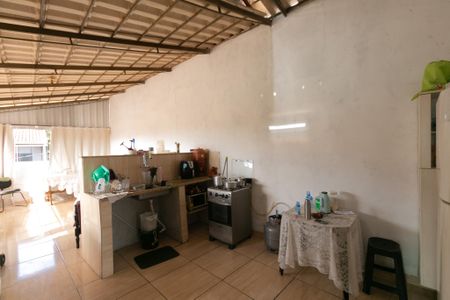 Casa à venda com 200m², 5 quartos e sem vaga Casa à venda com 200m², 5 quartos e sem vagaCozinha