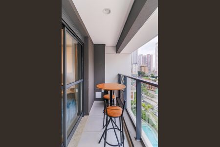 Studio para alugar com 26m², 1 quarto e sem vagaVaranda