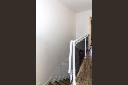 Casa de condomínio à venda com 73m², 2 quartos e 2 vagasHall