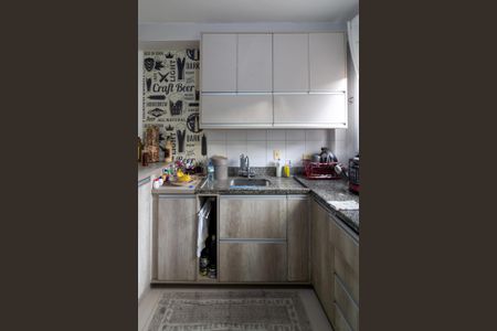 Casa de condomínio à venda com 73m², 2 quartos e 2 vagasCozinha