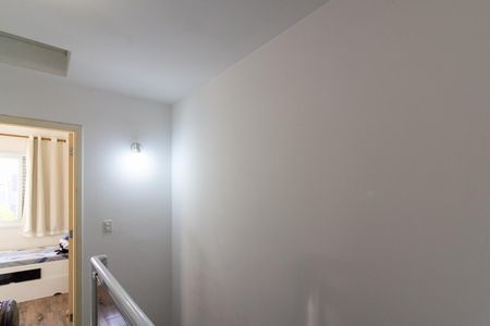 Casa de condomínio à venda com 73m², 2 quartos e 2 vagasHall