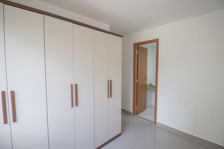 Apartamento para alugar com 50m², 2 quartos e 1 vagaBanheiro da Suíte 