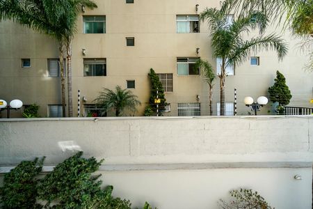 Apartamento à venda com 62m², 2 quartos e 1 vaga Apartamento à venda com 62m², 2 quartos e 1 vagaVista da varanda