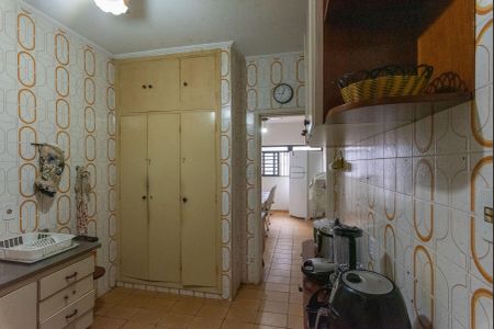 Casa à venda com 251m², 3 quartos e 2 vagasCozinha