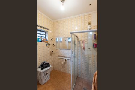 Casa à venda com 251m², 3 quartos e 2 vagasBanheiro da Suíte