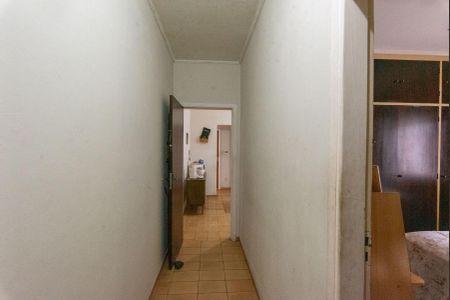 Casa à venda com 251m², 3 quartos e 2 vagasCorredor