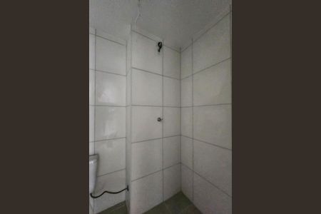 Apartamento à venda com 34m², 2 quartos e sem vaga Apartamento à venda com 34m², 2 quartos e sem vagaBanheiro