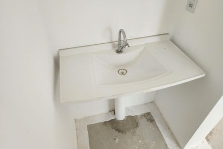 Apartamento à venda com 34m², 2 quartos e sem vaga Apartamento à venda com 34m², 2 quartos e sem vagaBanheiro