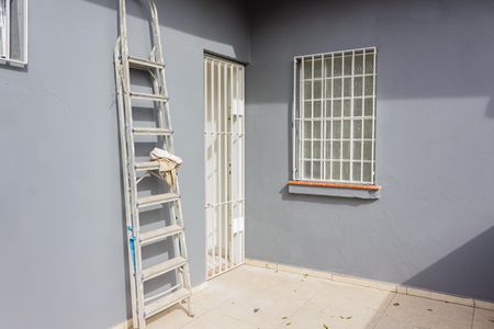 Casa para alugar com 160m², 4 quartos e 5 vagas Casa para alugar com 160m², 4 quartos e 5 vagasVaranda