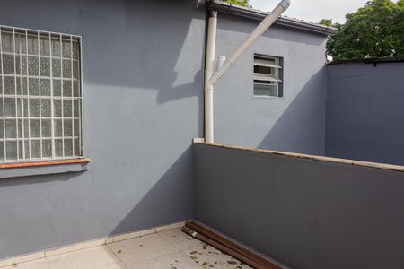 Casa para alugar com 160m², 4 quartos e 5 vagas Casa para alugar com 160m², 4 quartos e 5 vagasVaranda