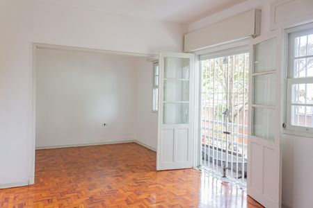 Casa para alugar com 160m², 4 quartos e 5 vagas Casa para alugar com 160m², 4 quartos e 5 vagasSuíte 4