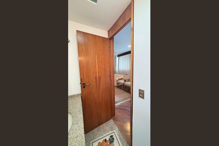 Apartamento à venda com 298m², 3 quartos e 3 vagasLavabo