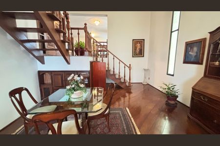 Apartamento à venda com 298m², 3 quartos e 3 vagasSala