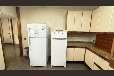 Apartamento à venda com 298m², 3 quartos e 3 vagasCozinha